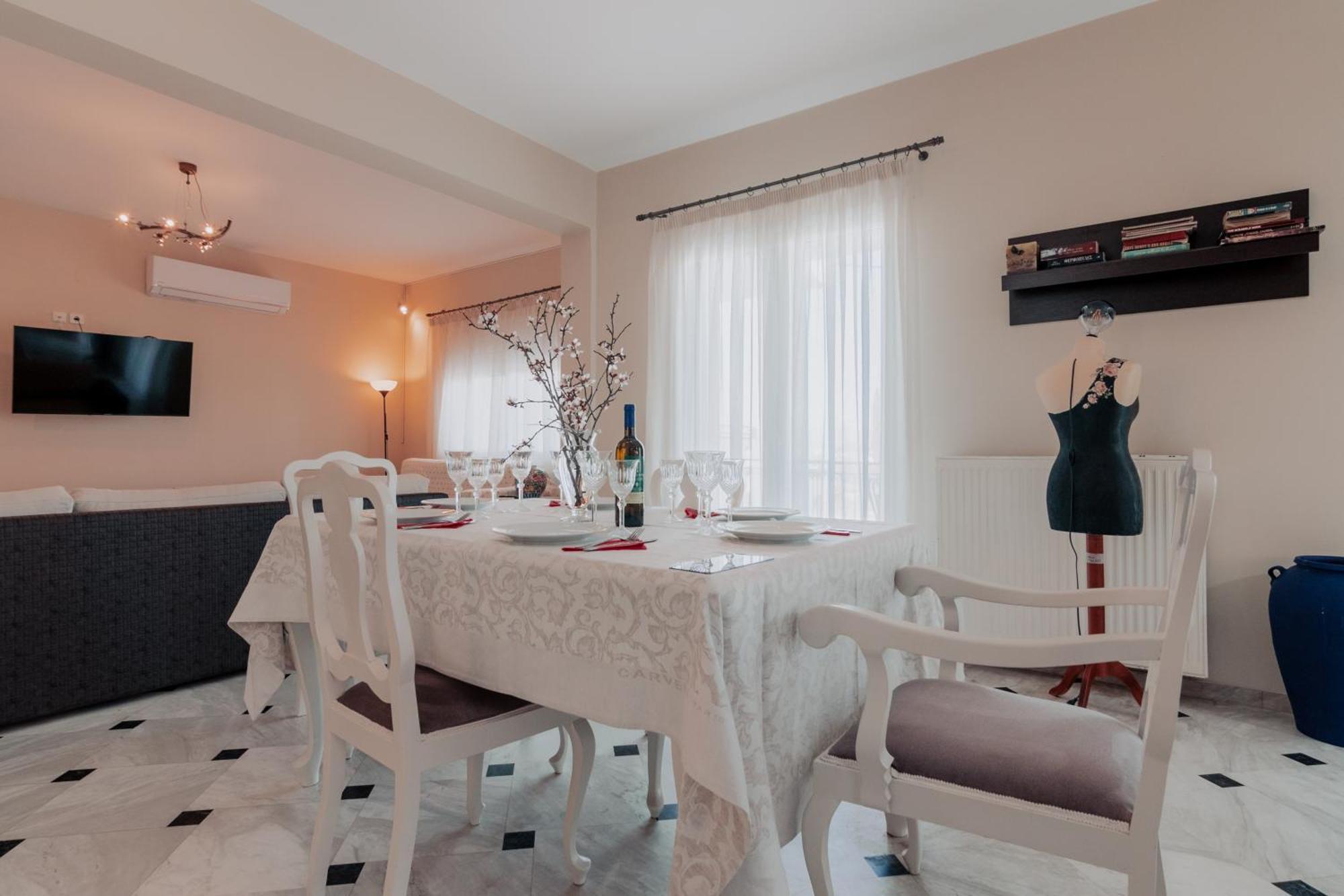 Family House In Nafplio